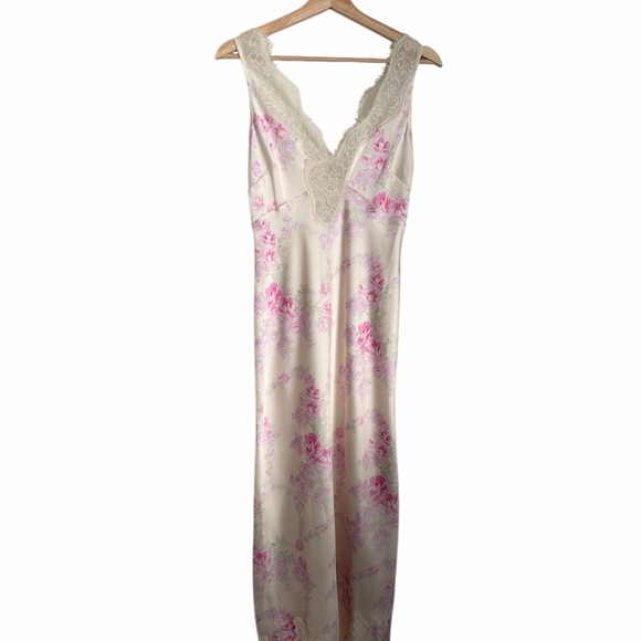 *NWT* LoveShackFancy Floral Lace Dress- Pink and Cream - Picture 7 of 7